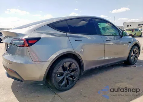 2024 Tesla Model Y из США, поврежденный, VIN 7SAYGDEE8RA299343